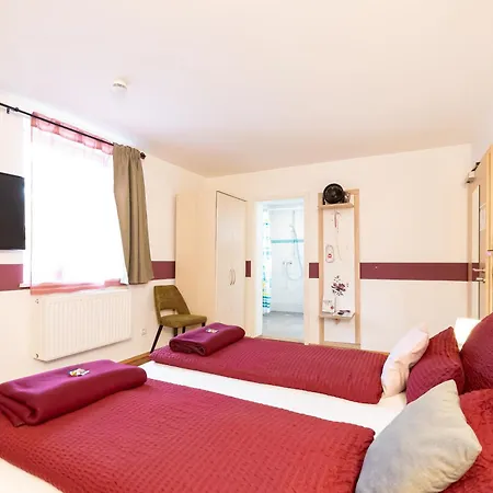 Hotel Dah-inn 3*